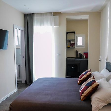 Morris Rooms Bari Esterno foto