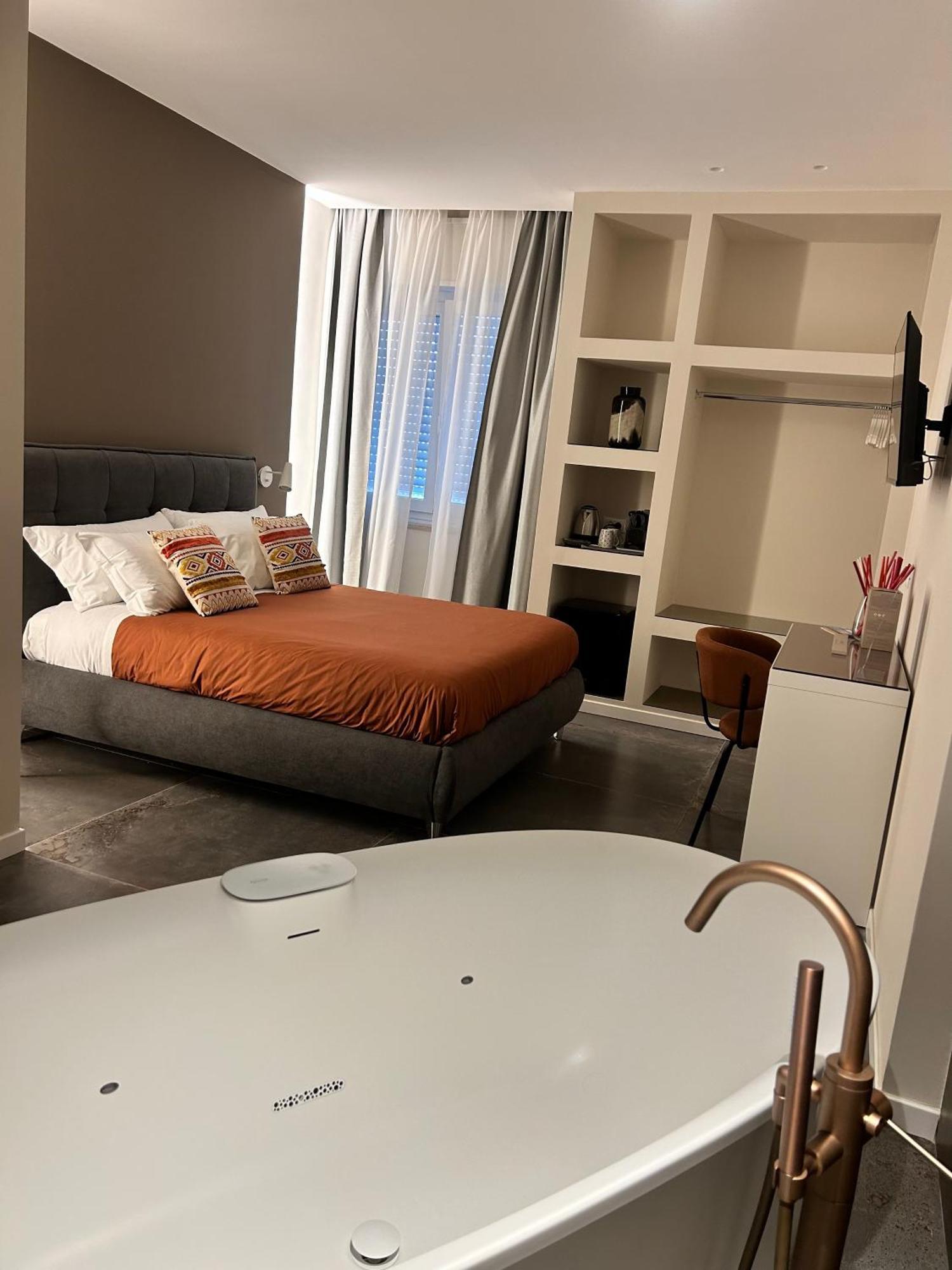 Morris Rooms Bari Esterno foto