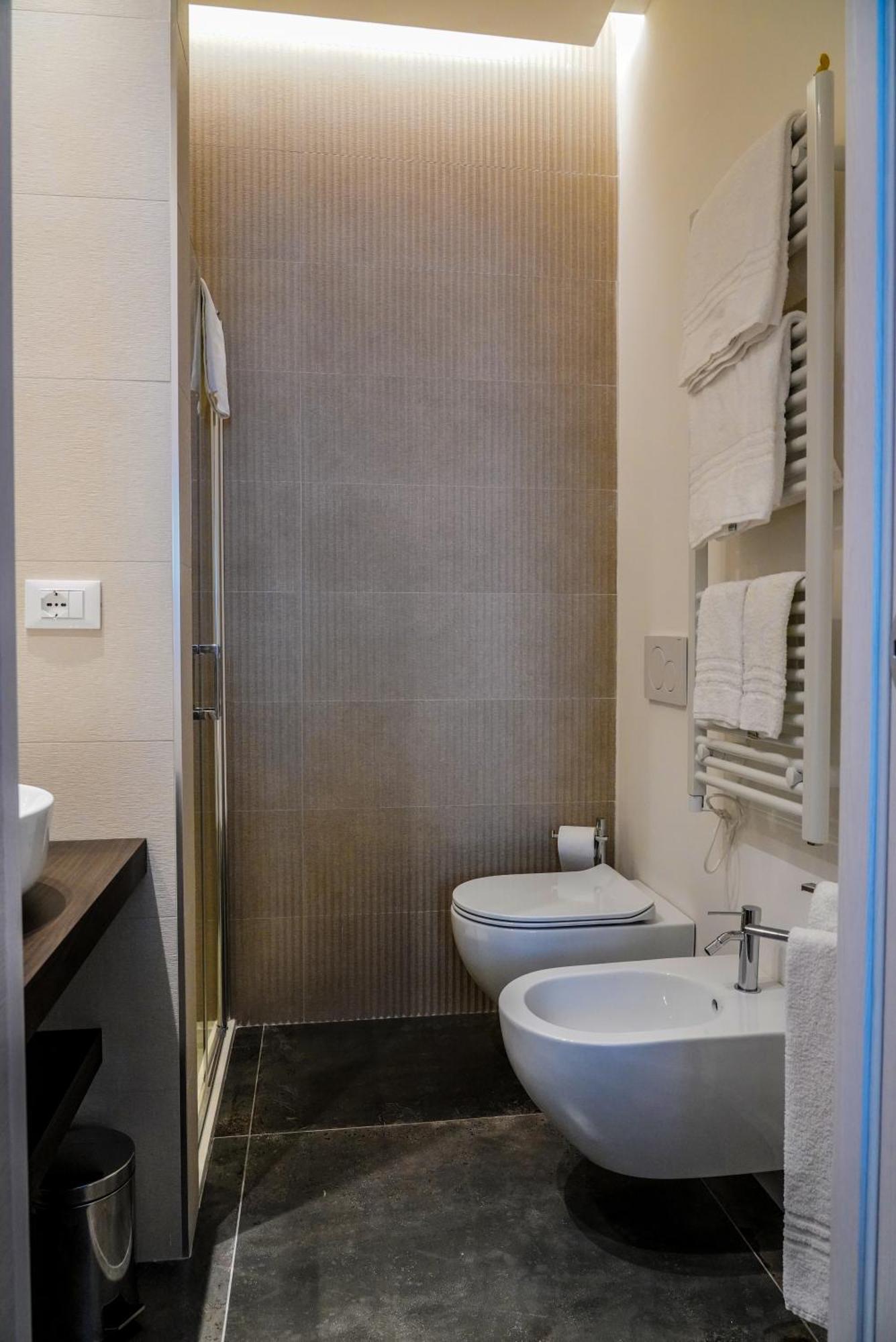 Morris Rooms Bari Esterno foto